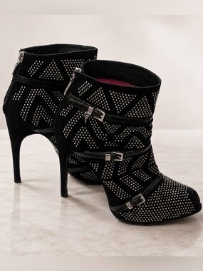 Cesare Paciotti Women’s Black Studded Suede Ankle Booties Size 38